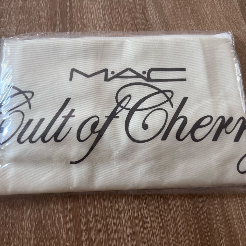 MAC Cosmetic apron Pouch